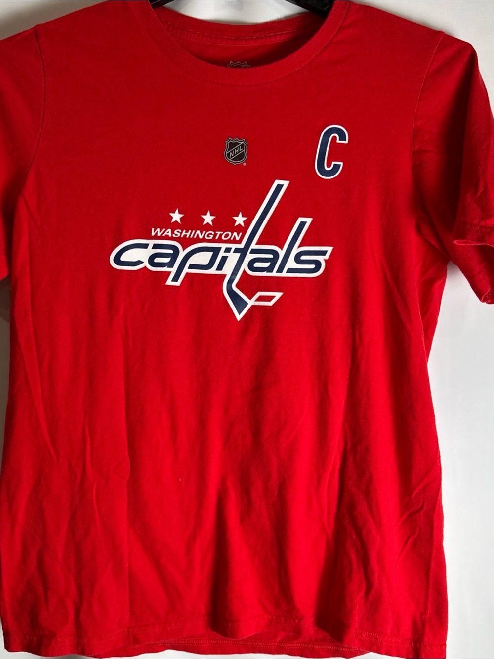 NHL Washington Capitals Alex Ovechkin Red and Navy Logo Tee